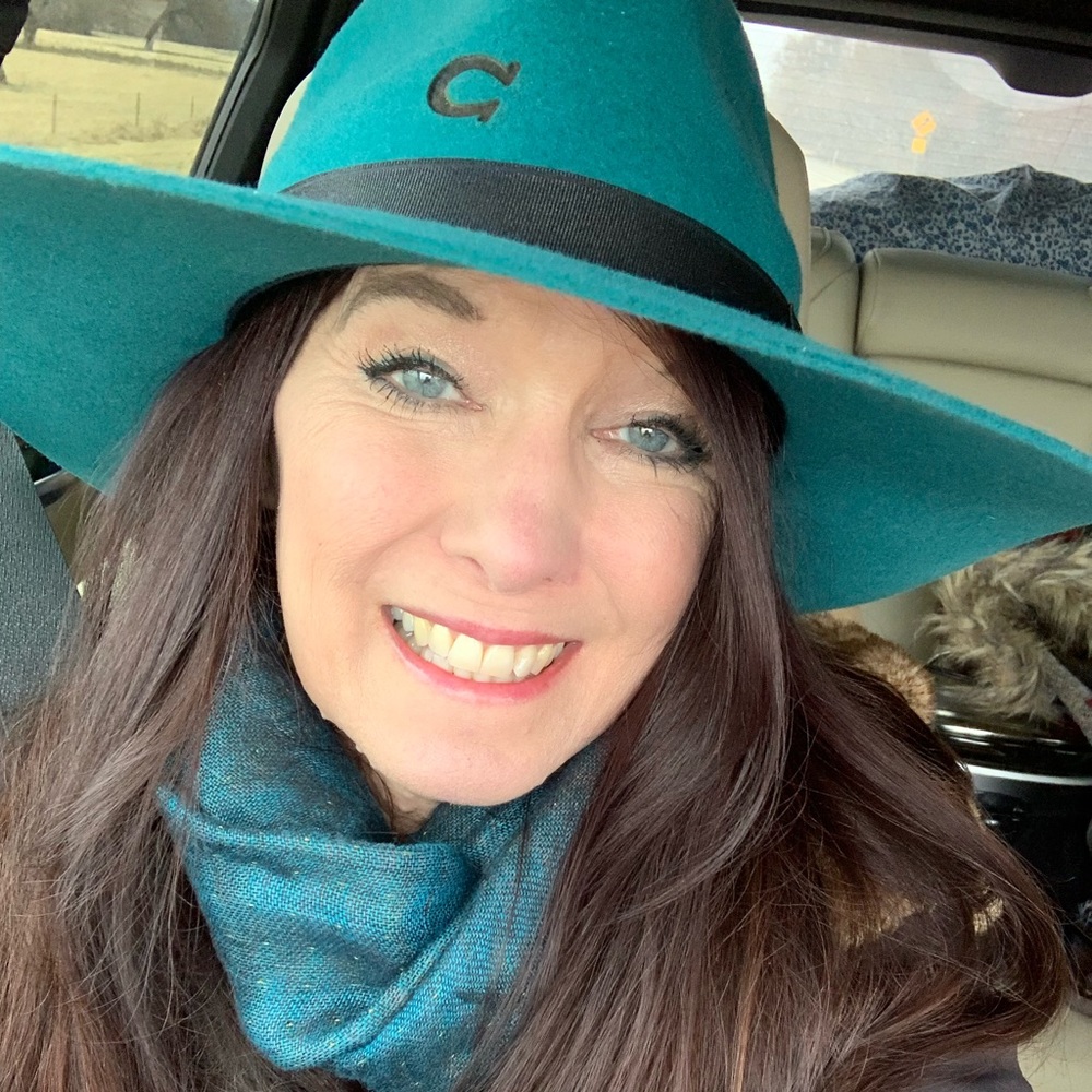 Meet your Posher, Rhonda